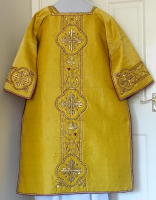 Gold Antique Roman High Mass Set of Vestments